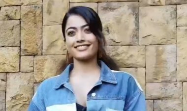 फैंस के दिलों पर छुरियाँ चलाने मुंबई में कैप्चर हुईं नेशनल क्रश