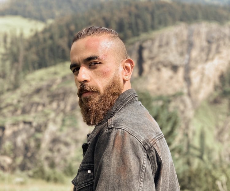 अनदेखी के अभिनेता वरुण भगत कहते हैं, "अनदेखी एक अविश्वसनीय यात्रा रही है और मेरे किरदार के लिए जो प्रतिक्रिया मिली है उसके लिए में बहुत ही ज़्यादा आभारी हु"