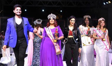 मिस एंड मिसेज इंडिया प्रतिष्ठित दिवा 2023 सीजन 3कविता किशोर और रेयांश शर्मा द्वारा आयोजित करिज्मा स्टार इंटरनेशनल अवार्ड