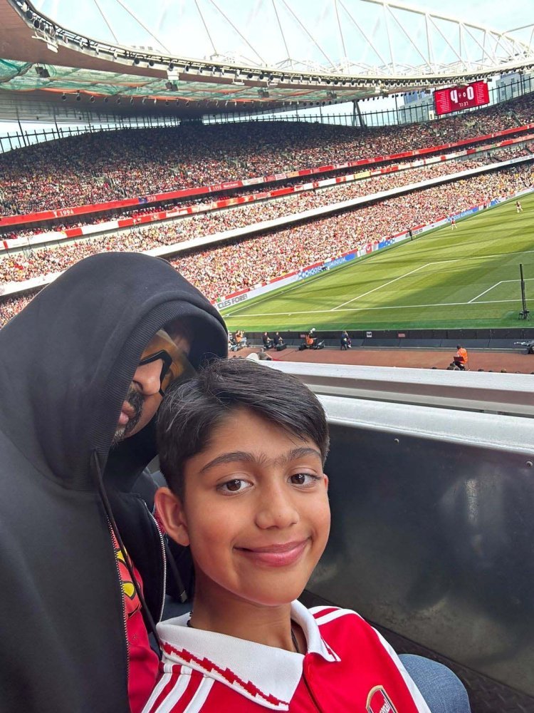 फुटबॉल प्रीमियर लीग फाइनल का आनंद लेते हुए राज कुंद्रा ने अपने बेटे के साथ खूबसूरत तस्वीरें साझा कीं