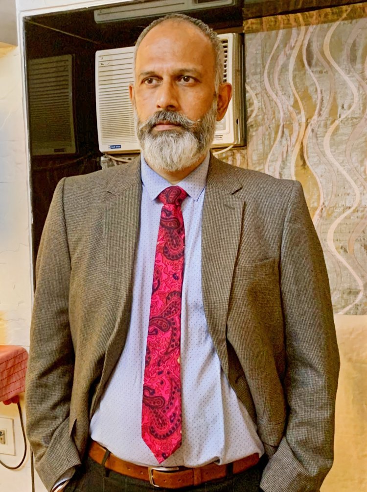 आदिपुरुष में प्रभास के पिता की भूमिका में नज़र आएंगे अभिनेता कृष्णा कोटियन