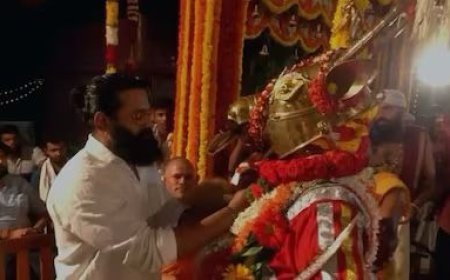 'कांतारा चैप्टर 1' के मुहूर्त शॉट के बीच ऋषभ शेट्टी ने लिया मैंगलोर में देव कोला के दिव्य महात्सव में हिस्सा