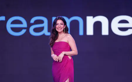 बर्खा सिंह ने स्टेज पर मचाया धमाल, नई वेब सीरीज ‘लफंगे’ का हुआ ऐलान