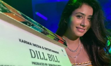 And it's a warp!! for actress Warina Hussain's upcoming project, "Dill Bill"