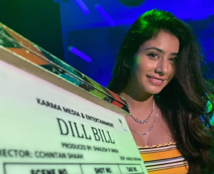 And it's a warp!! for actress Warina Hussain's upcoming project, "Dill Bill"