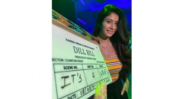 And it’s a warp!! for actress Warina Hussain’s upcoming project, “Dill Bill”