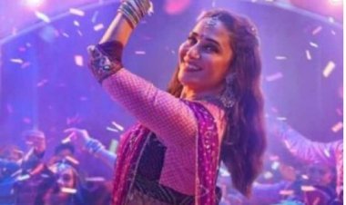 Maja Ma actress Madhuri Dixit takes a dig at 90s actors still playing lover boys