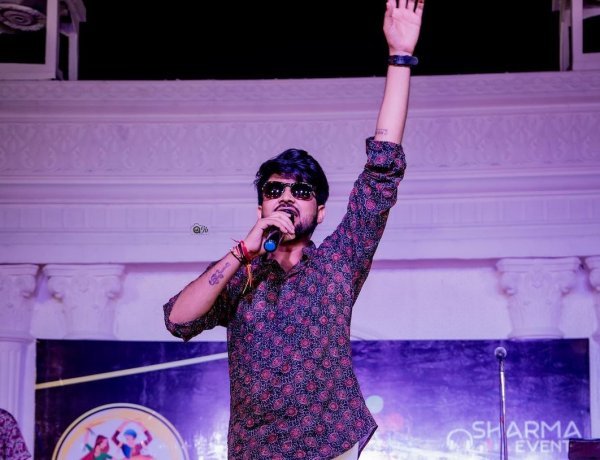 Singer Rahul Ranjan – One of the most trending performer & Internet sensations of the year