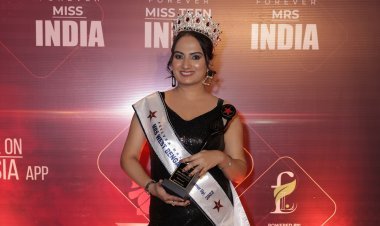 Mrs West Bengal Jyoti Sharma first runner up in G1 category in Forever Mrs 2022