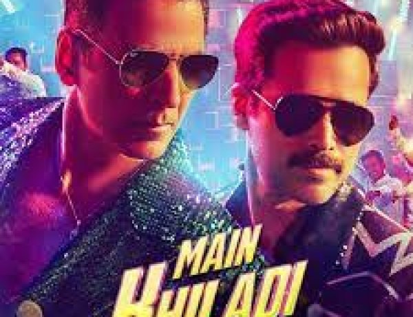 Watch Emraan Hashmi & Akshay Kumar’s Killer Moves In 'Main Khiladi' From 'Selfiee'