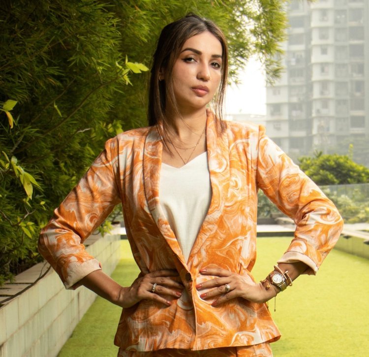 Kanika Dhillon turns producer with Kathha Pictures; announces maiden project Do Patti starring Kajol and Kriti Sanon