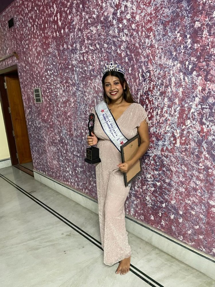 Mallika Bhattacharya as Newly Crowned Mrs Kolkata Central 2023 organised by Forever Star India