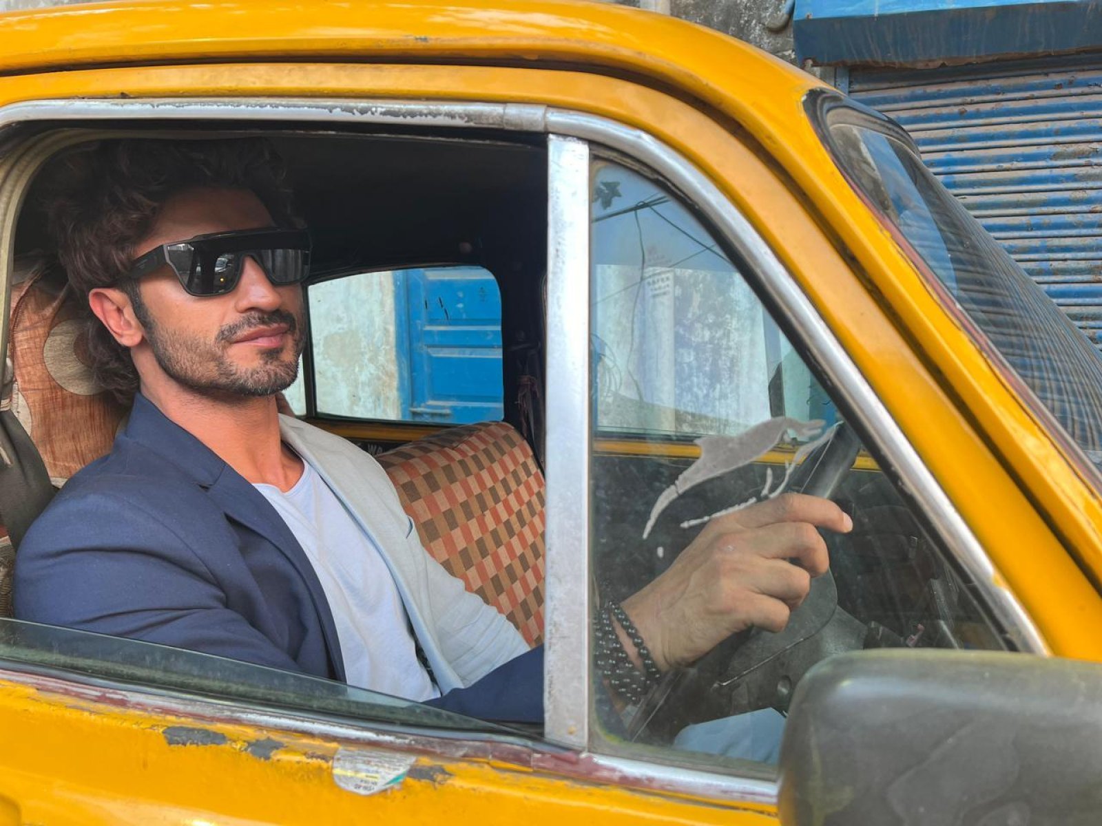 Vidyut Jammwal Graces Kolkata for  Crakk: Jeetegaa toh Jiyegaa promotion