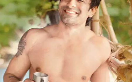 Actor Eijaz Khan is receiving lots of love and attention on social media, especially as one of his old songs 'Tumhe Aaj Maine Jo Dekha' with Aishwarya Rai and Abhishek bachchan trends online