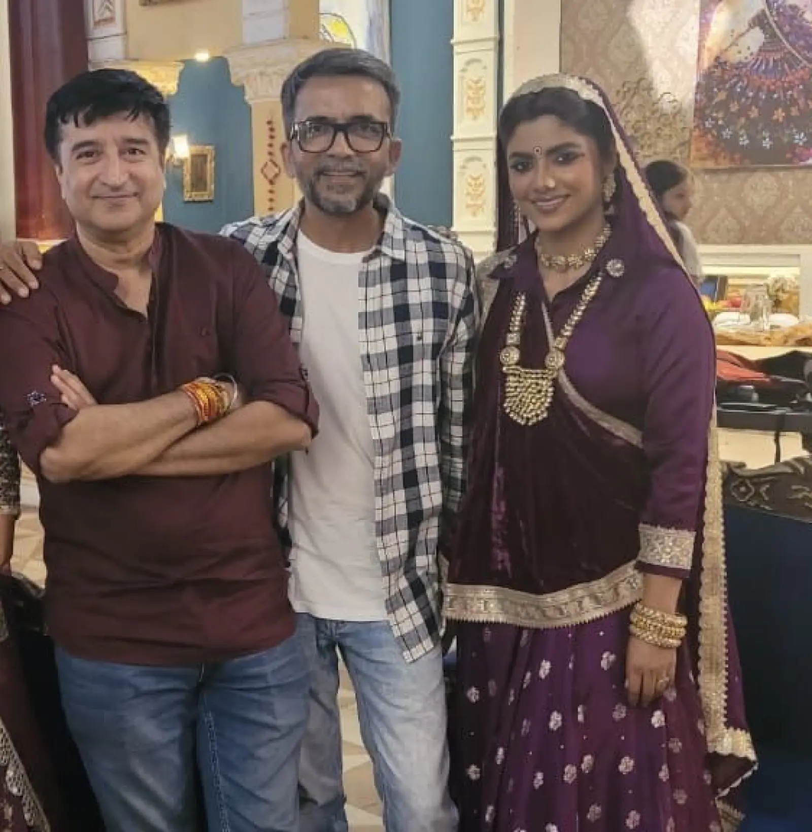 Sayantani Ghosh Celebrates Birthday  on the Set of Dahej Daasi 