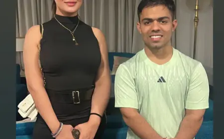 Sherleen Dutt meets Paralympic gold medalist Navdeep Singh, says felt inspired  