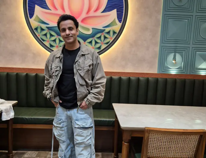 Rajiv Thakur Shines in New Avatar at Shree Gomateshwara Bhavan for a Media Meet for 'IC814: The Kandahar Hijack'