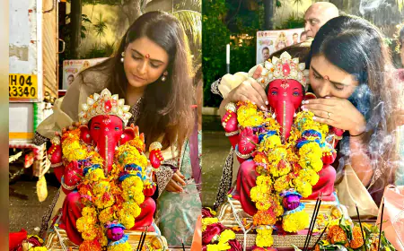 Before Visarjan, Madhurima Tuli Leaned In to Whisper Her Special Wish in Bappa’s Ears