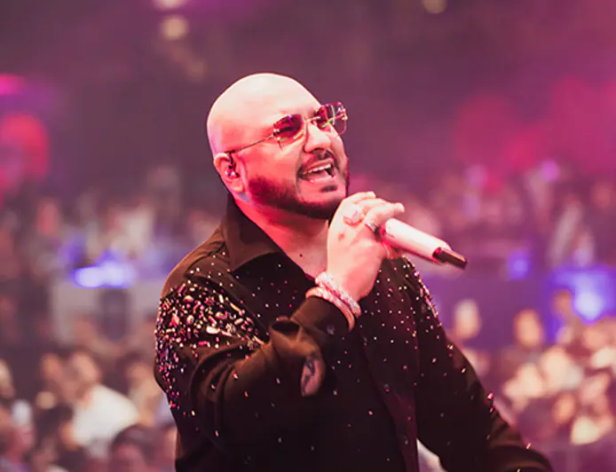 B Praak, Shreya Ghoshal Deliver Passion in “Ishq Bukhaar”